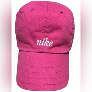 Vintage Y2K Nike Heritage86 Hat
Red/Pink Hat with Nike embroidered in curvy text